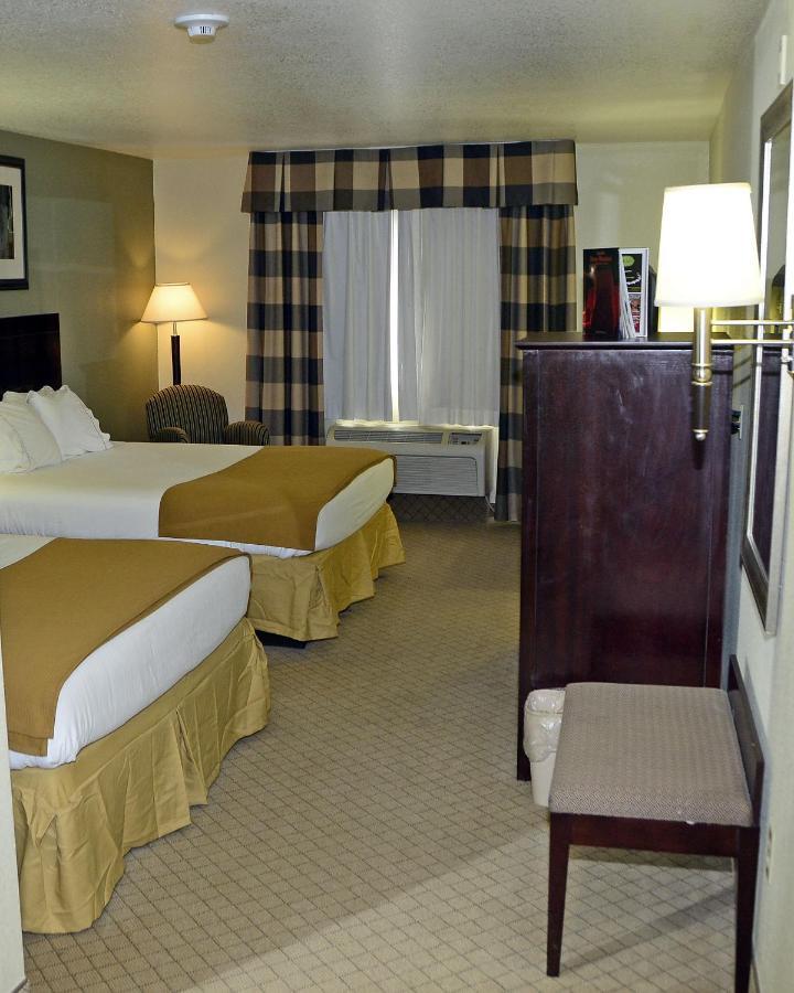 Holiday Inn Express & Suites Alamogordo Highway 54/70, An Ihg Hotel Exterior foto