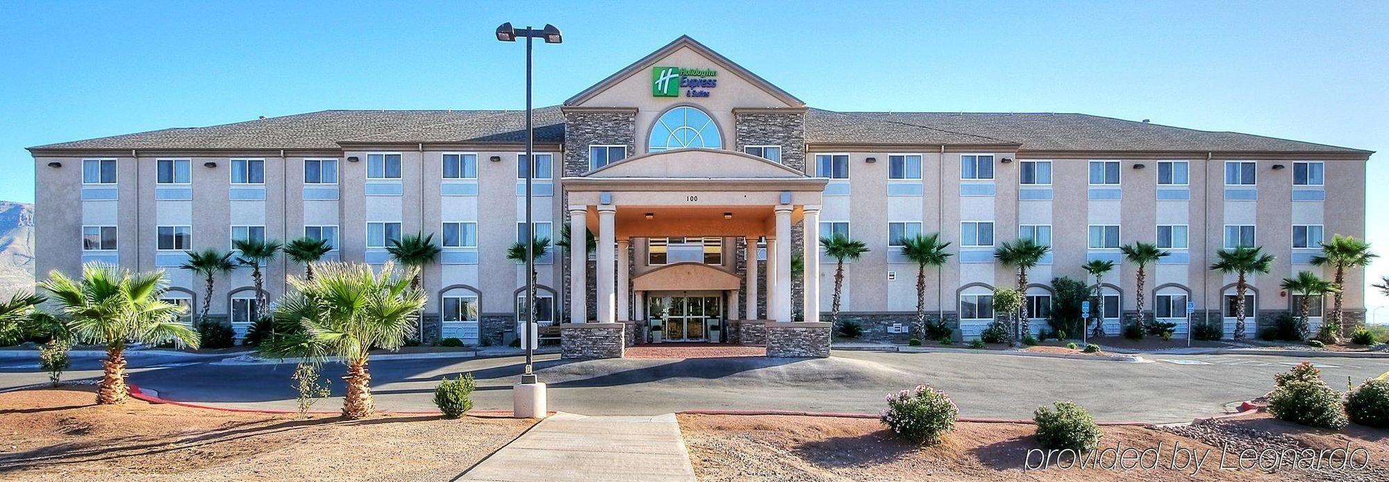 Holiday Inn Express & Suites Alamogordo Highway 54/70 By Ihg Exterior foto